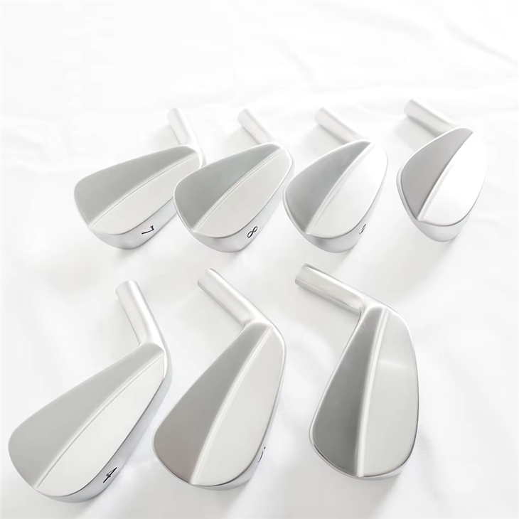 Clybiau Golff OEM Haearn Meddal Bwrw Ar y Dde Custom Design Gorffen